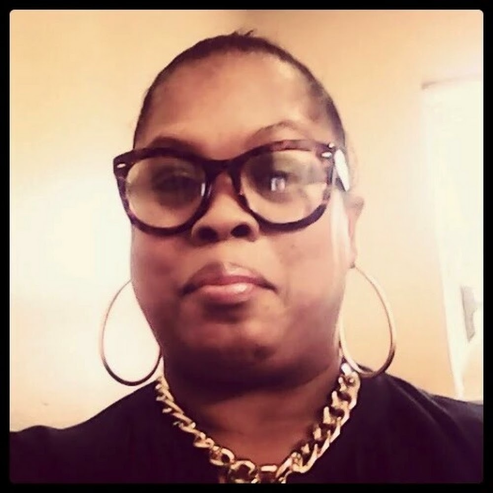 Meet your Posher, Annette